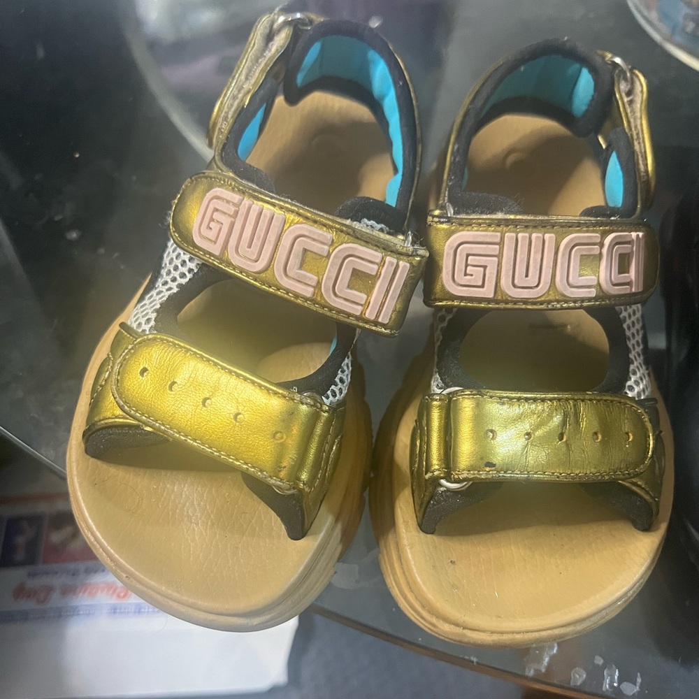 Gucci sandals